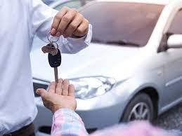 Est-ce que je peux conduire en attendant ma carte grise ?